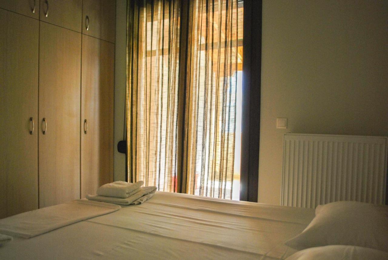 Canal Luxury Apartments เนอาโปติไดอา ภายนอก รูปภาพ